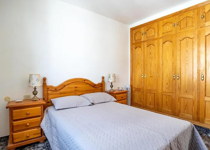 3 Bedroom Awesome Home In Abades