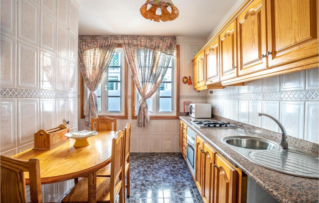 Ferienhaus 3 Bedroom Awesome In Abades
